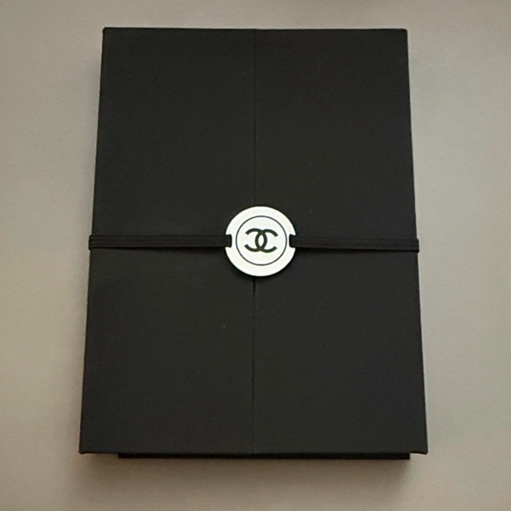 Chanel La Collection Notebook Stationery Set - Picture 2 of 3